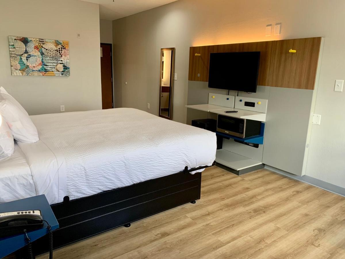 Microtel Inn & Suites By Wyndham Stockbridge/Atlanta I-75 Extérieur photo