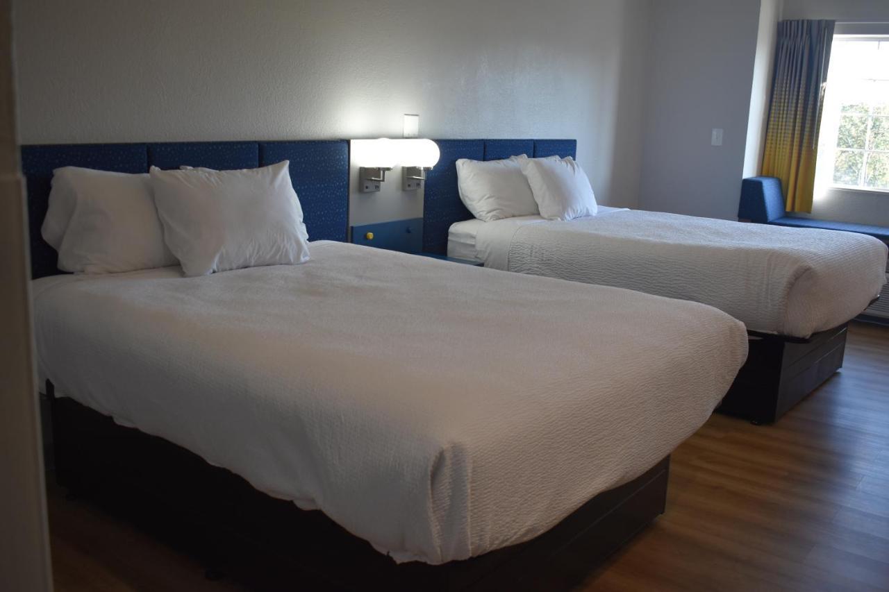 Microtel Inn & Suites By Wyndham Stockbridge/Atlanta I-75 Extérieur photo