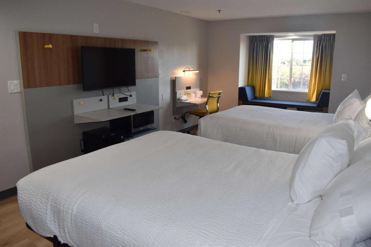 Microtel Inn & Suites By Wyndham Stockbridge/Atlanta I-75 Extérieur photo