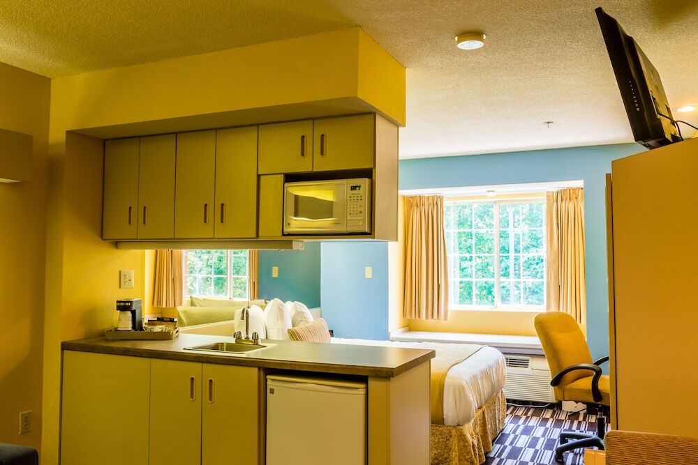 Microtel Inn & Suites By Wyndham Stockbridge/Atlanta I-75 Extérieur photo